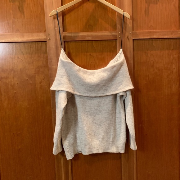Divided Off-Shoulder Sweater // Cream // Size S - Picture 2 of 3